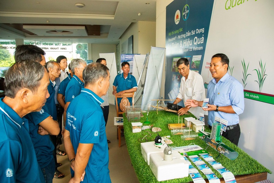 Bà con tìm hiểu về sản phẩm Racumin cũng như các cách lắp đặt trạm mồi