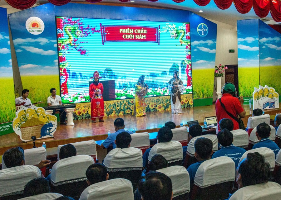 Các tác phẩm xuất sắc về “Racumin – Hướng dẫn sử dụng an toàn và hiệu quả” được chọn biểu diễn trực tiếp tại lễ trao giải